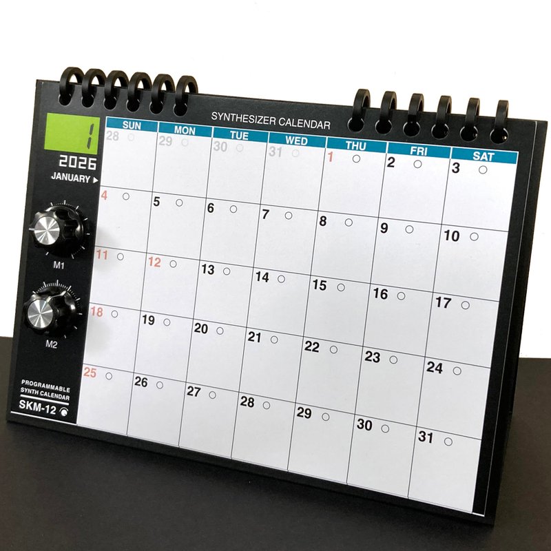 【2026年月历】合成器月历 SKM-12 月份合成器 桌面型・磁性 - 年历/台历 - 纸 黑色