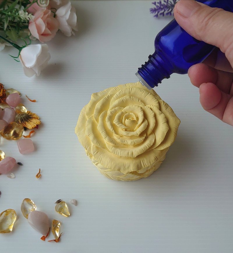 多功能扩香石珠宝盒 黄色玫瑰花造型 黄水晶招财运 粉水晶招桃花 - 香薰/精油/线香 - 其他材质 