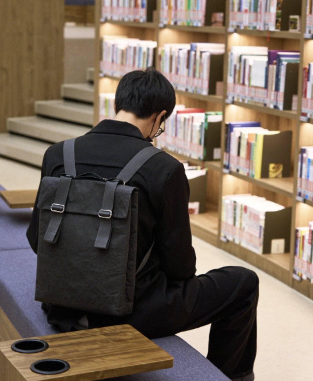 環保可水洗紙 超輕防水三合一筆電書包  雙肩/手提/側背 木炭黑 - 后背包/双肩包 - 棉 黑色