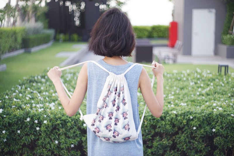 Kiddodog - Shoulder bag - 抽繩 包 14 * 16 inches - Canvas bag - Drawstring BackPack - white - blue. - 束口袋双肩包 - 其他材质 白色