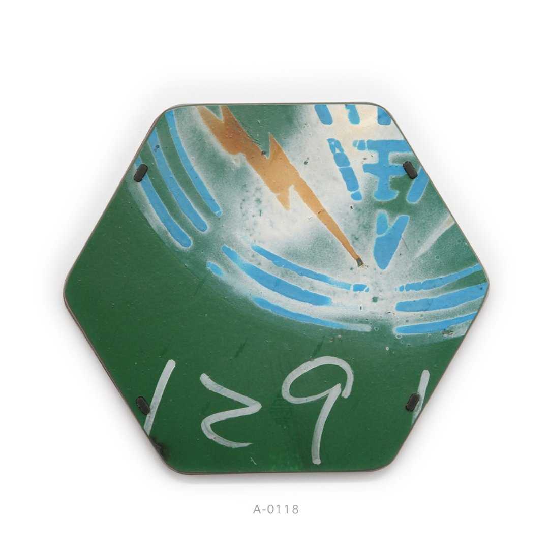 台电热垫【台电LOGO】A-0118 退役变电箱再制计划 - 餐垫/桌巾 - 其他金属 绿色