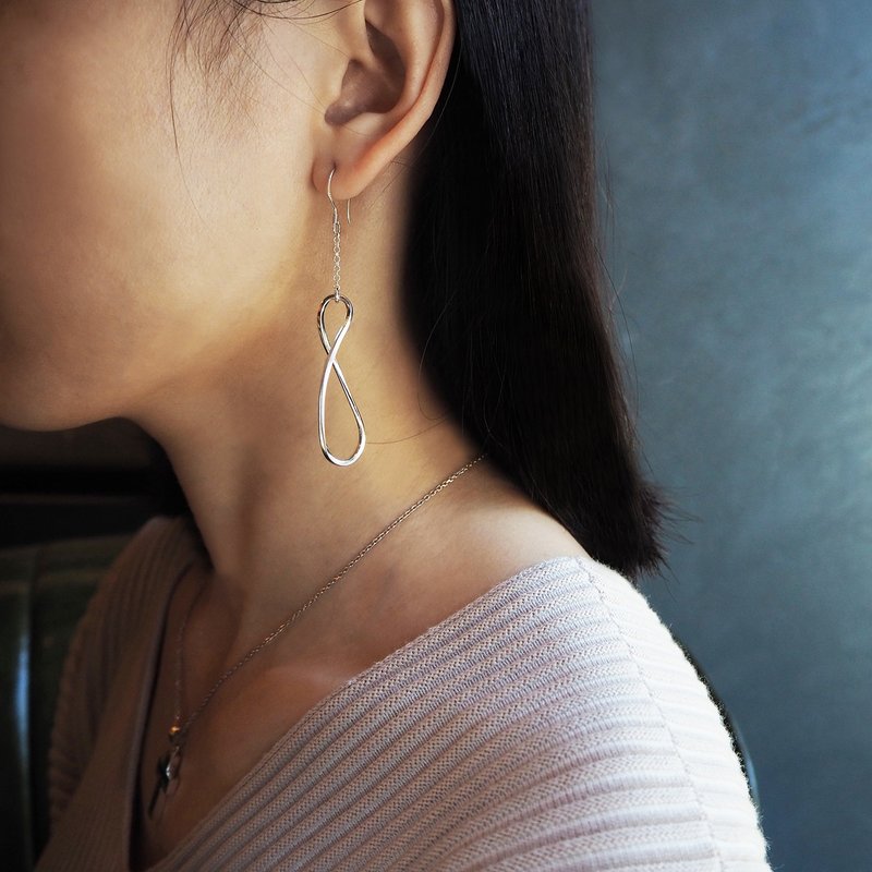 infinity earring_无限耳环 925银 定制化订单 珠宝 - 耳环/耳夹 - 银 银色