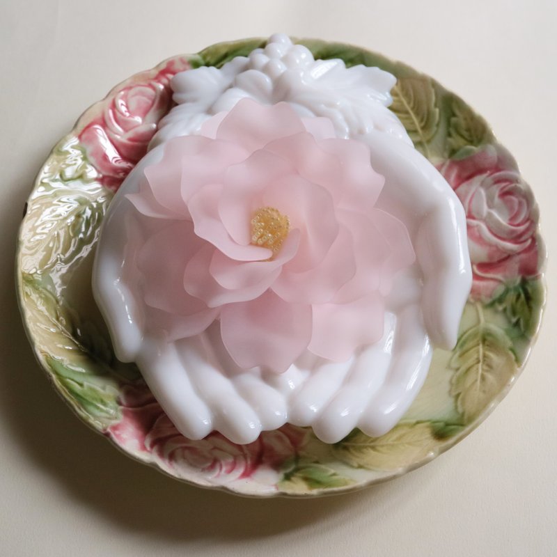 大号牡丹胸花粉红牡丹花痴胸针轻盈飘逸高贵纯净清爽牡丹压克力树脂 - 胸针 - 塑料 粉红色