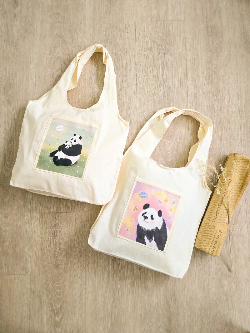 手绘插画大口袋环保购物袋 | 熊猫与小蝴蝶/熊猫妈妈的爱(磁扣版) - 手提包/手提袋 - 棉．麻 