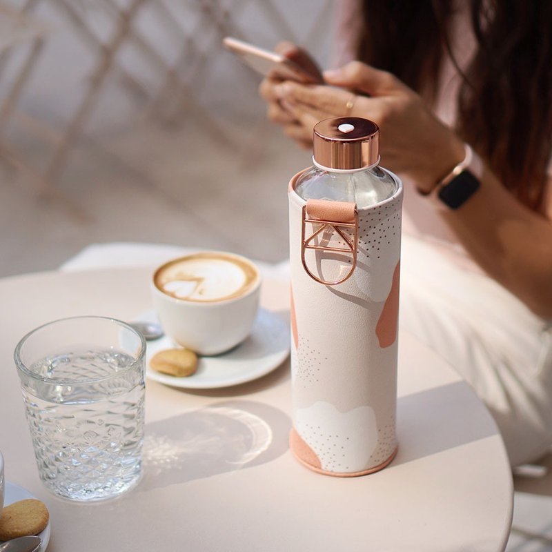 耐热皮革套玻璃瓶750ml-粉嫩春季 - 水瓶/水壶 - 玻璃 