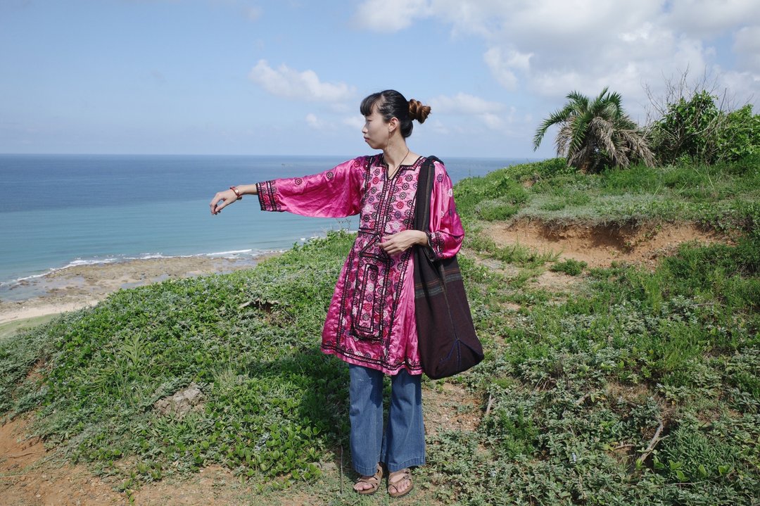Vintage balochi dress 手工刺绣Balochi族传统洋装 - 洋装/连衣裙 - 丝．绢 