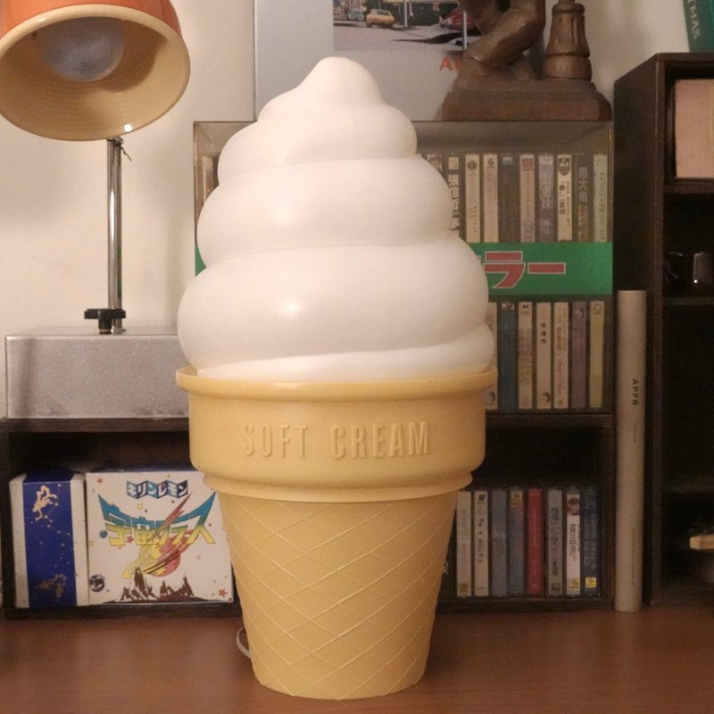 日本 旧物 Konami Traumer  店铺级 霜淇淋 夜灯 台灯 复古 疗愈 - 灯具/灯饰 - 其他材质 多色