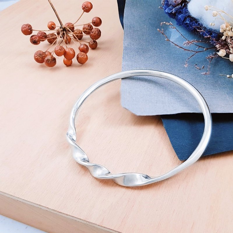 金工课程【链接幸福的纯银手环】手作/文化币/外语教学可/1人可 - 金工/饰品 - 纯银 