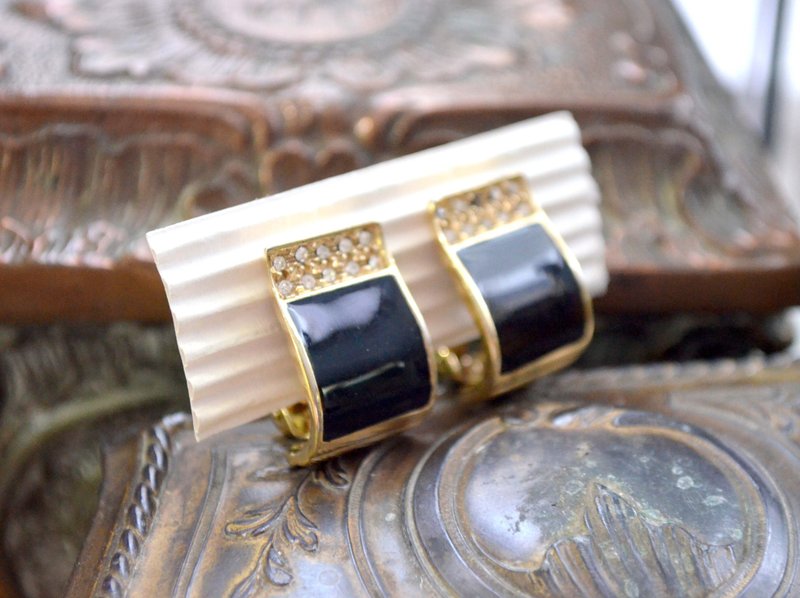 镀金水钻黑色滴胶流线型夹式耳环耳夹 日本高级二手古着珠宝首饰 - 耳环/耳夹 - 其他材质 多色