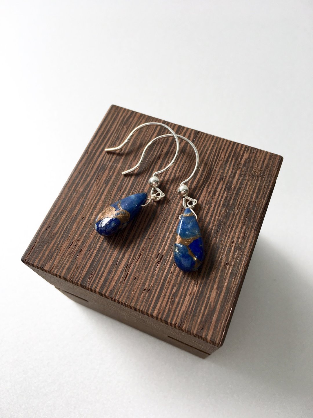 Copper indigo blue turquoise Hook-earring 14 kgf, Clip-earring - 耳环/耳夹 - 石头 蓝色