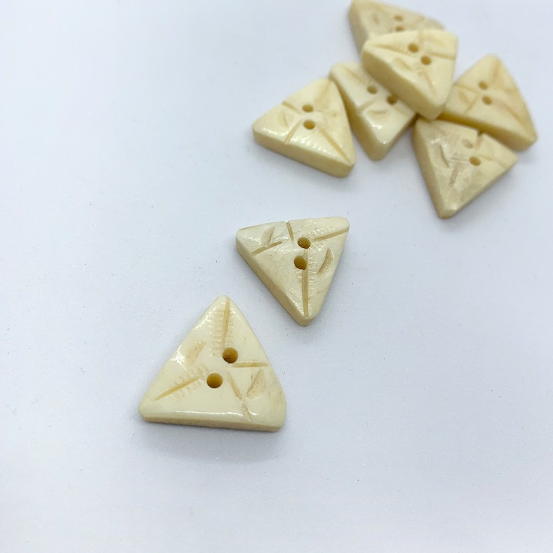 Hana Mokuba – 天然手工牛骨钮 (一包) - 其他 - 其他材质 