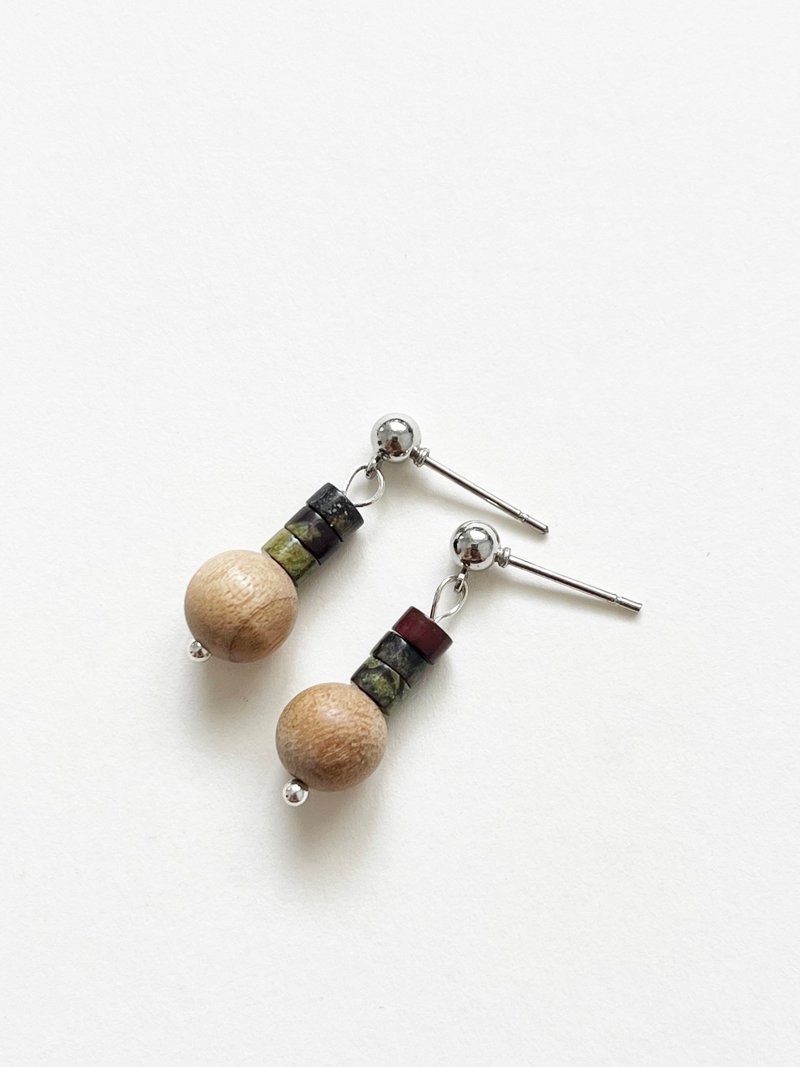 龙血 天然石耳环 - 耳环/耳夹 - 石头 卡其色