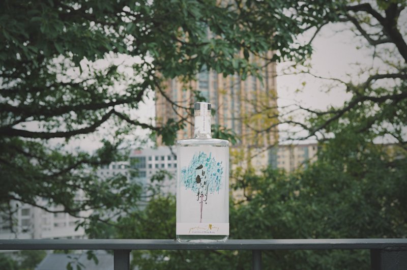 白兰树下 (500ml ABV 45%) - 酒类 - 玻璃 白色