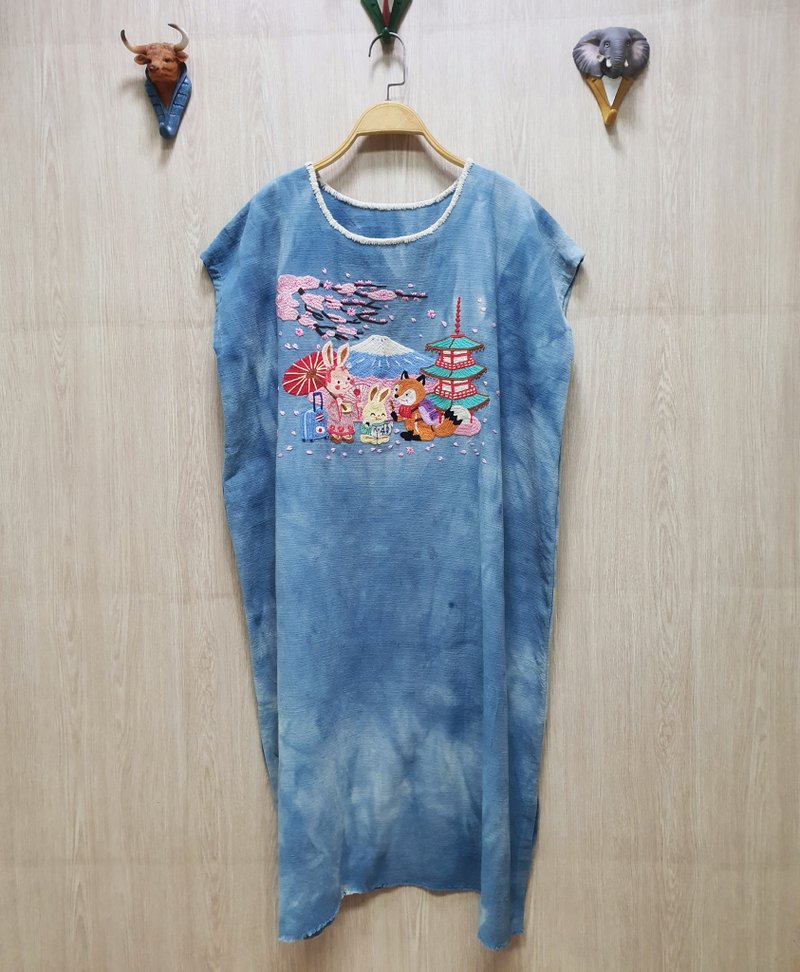 手工刺绣连衣裙、日游、富士山、樱花、狐狸、兔 - 女装休闲/机能外套 - 绣线 蓝色