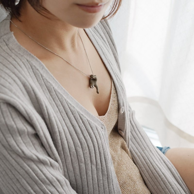 マシマロハンターNecklace / ナマケモノ - 项链 - 塑料 卡其色