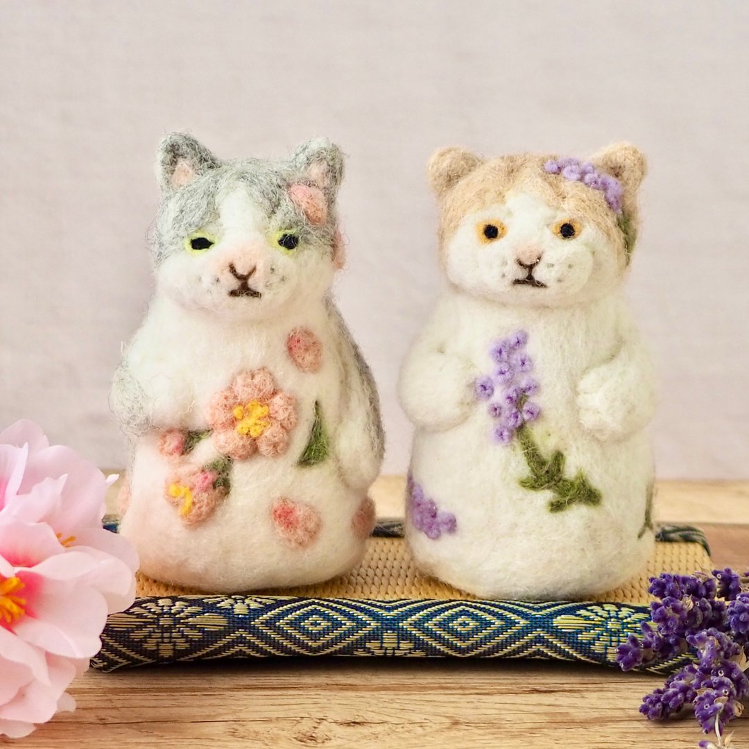 Figurine of the arrival of spring Hanami gathering of cats Made-to-order - 摆饰 - 羊毛 粉红色