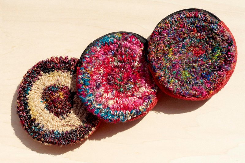 手工钩针编织圆形零钱包 / 收纳包 / 化妆包 / 杂物包 - 红色棉麻 + 手捻纱丽线 - 化妆包/杂物包 - 纸 多色