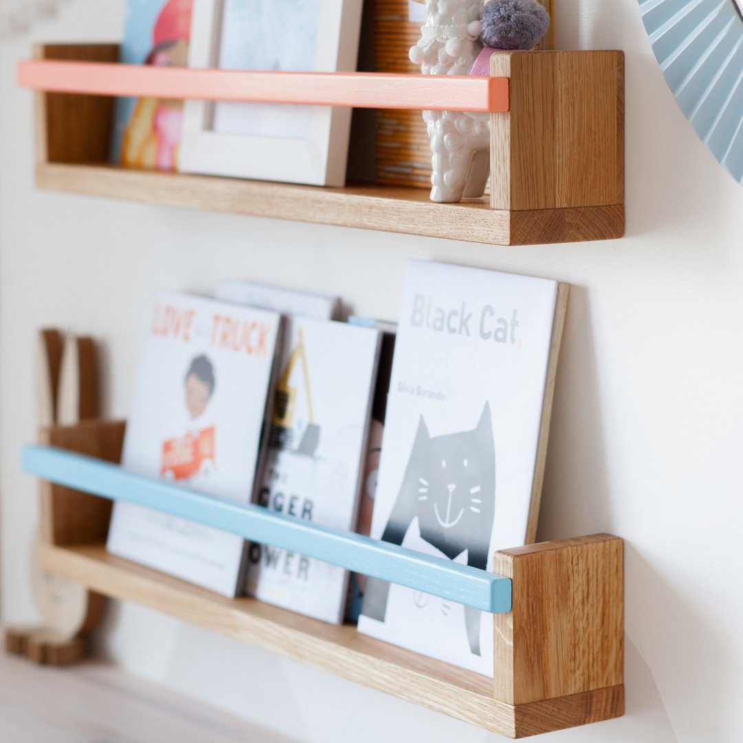 Set of 2 Floating Bookshelves for Nursery Made of Natural Wood, kidsroom - 儿童家具 - 木头 