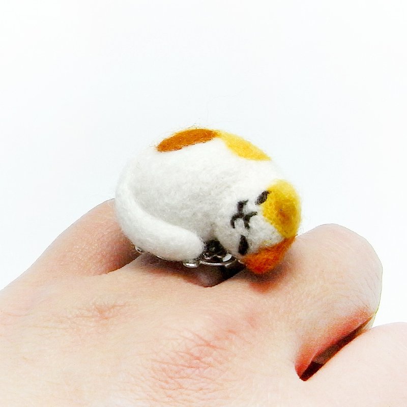 羊毛毡 甜睡猫饼(中) - by WhizzzPace - 胸针 - 羊毛 