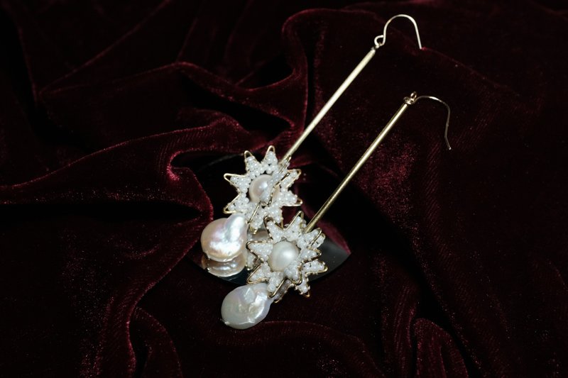 Stardust - 星星串珠耳环 - 耳环/耳夹 - 铜/黄铜 金色