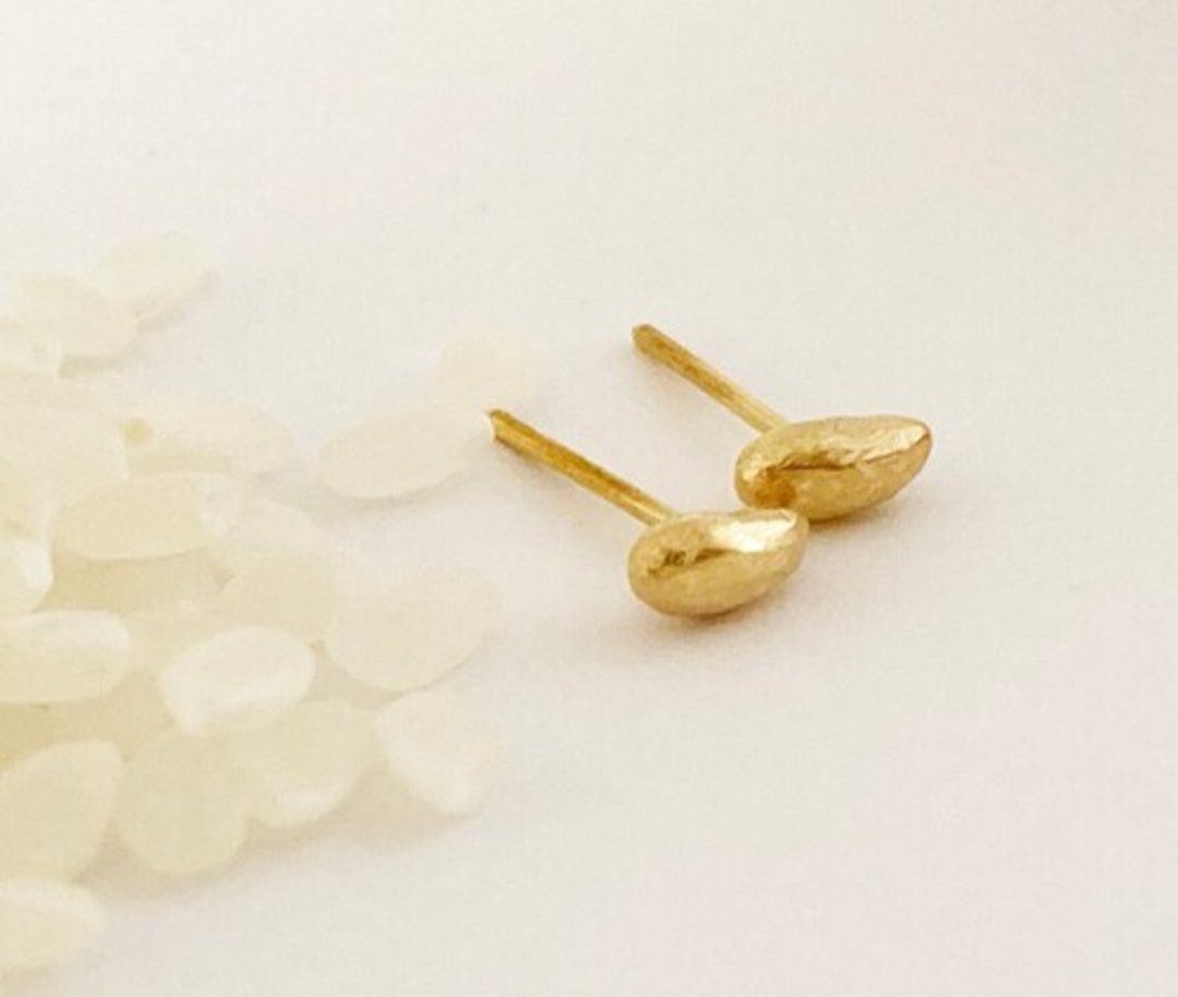 K22 Rice Earrings K24 Pure Gold Post K22 Rice Grain Studs - 耳环/耳夹 - 其他金属 金色