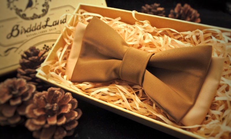 Birdddland原創手工復古高級質感綢緞領結 卡其色軍綠色 禮物 - 领结/领巾 - 其他人造纤维 卡其色