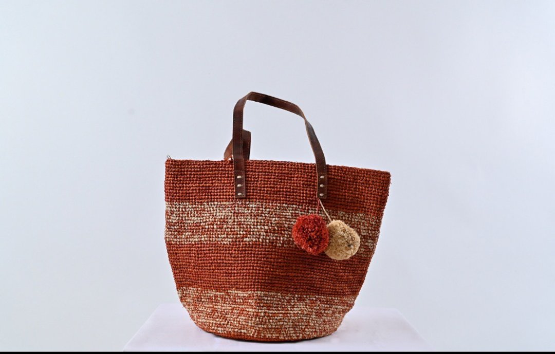 HANDMADE KNIT - RAFFIA BAG - 手提包/手提袋 - 植物．花 咖啡色