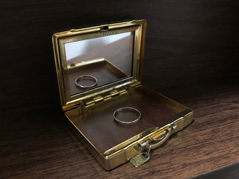 手工银饰—锻敲纯银戒指-轻薄版本 925纯银 手工锻敲 纯银戒指 - 戒指 - 纯银 银色