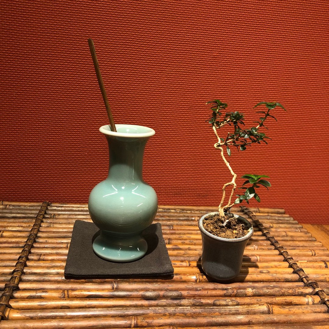 【香道具】瓷器─仿宋汝窑香道具瓶 - 香薰/精油/线香 - 陶 