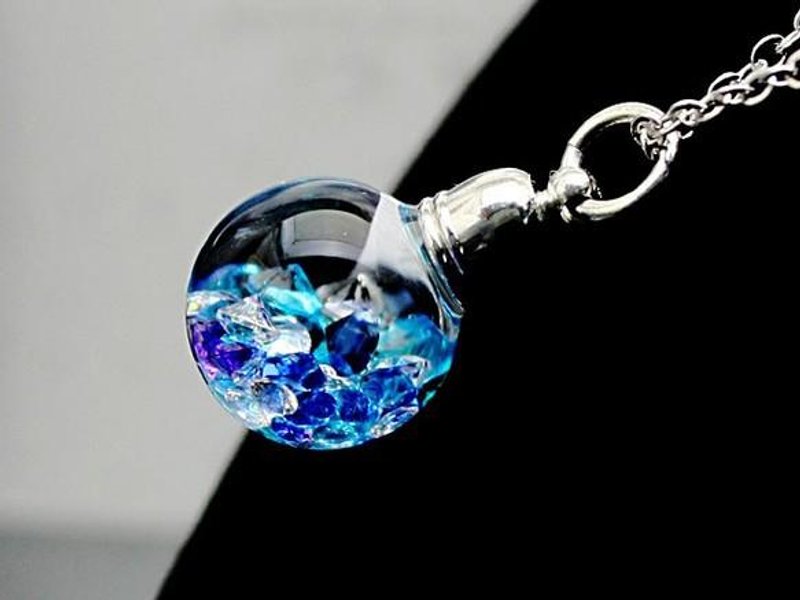 New Bijou glass Ball Pendant L Ice blue purple color - 项链 - 其他金属 
