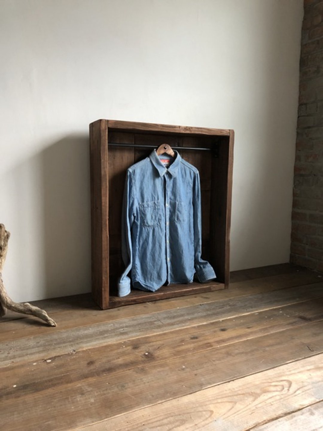 Limited Quantity OMDS-N With Exclusive Hanger Display Old Wood Glass Case Showcase Iron Hanger Rack Wall - 摆饰 - 木头 
