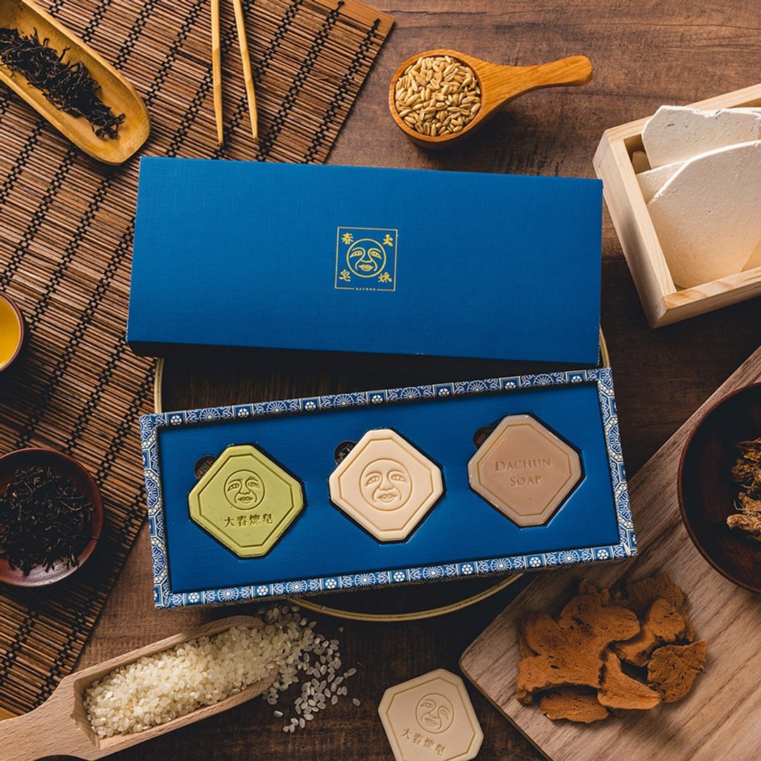 稻埕时光经典礼盒 (旅行 3 入) - 肥皂/复古台湾伴手礼 - 肥皂/手工皂 - 植物．花 蓝色