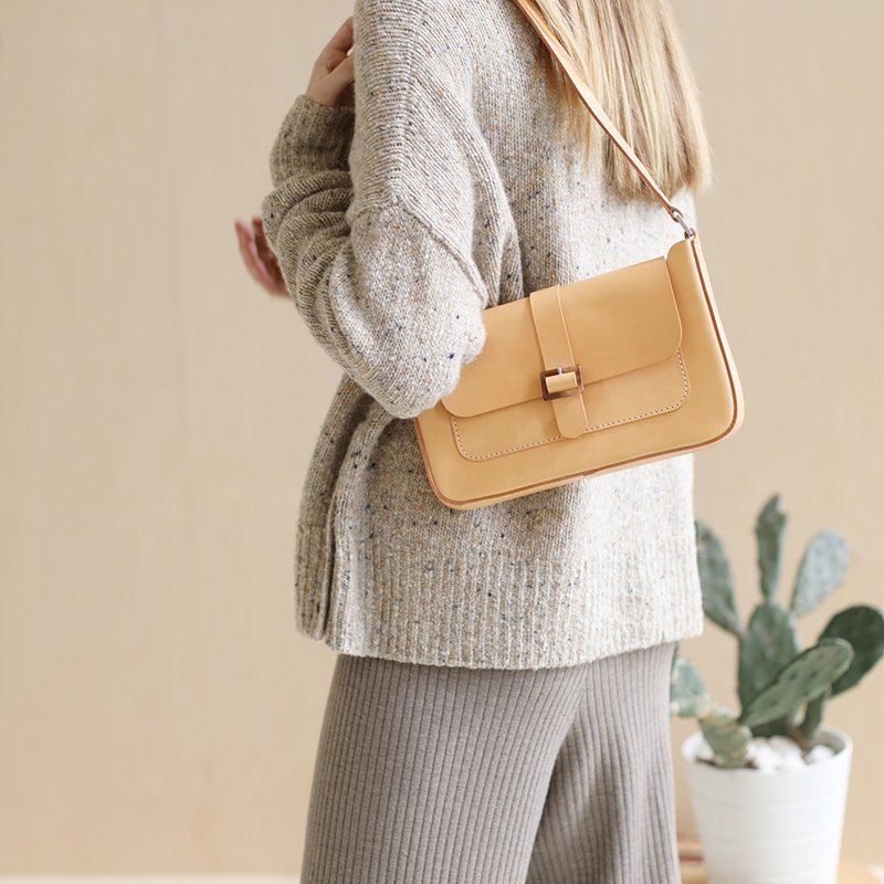 JOYDIVISION 植鞣头层牛皮单肩小方包 - 侧背包/斜挎包 - 真皮 