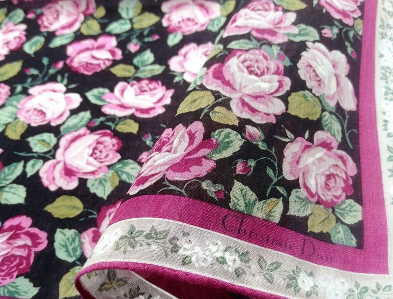 Christian Dior Vintage Women Handkerchief Roses 18 x 18 inches - 手帕/方巾 - 棉．麻 粉红色