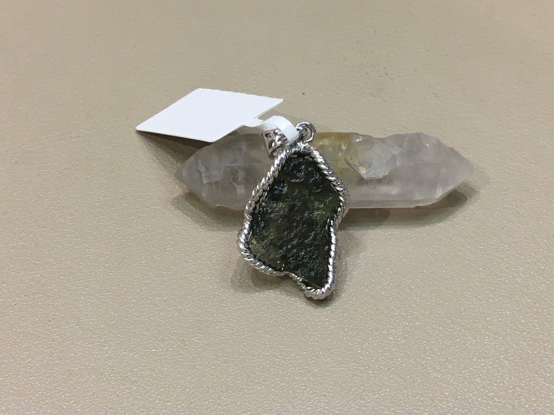 捷克陨石纯银吊坠(1) - 蕴藏极大能量 有助开心 发财及辟邪 - 吊饰 - 水晶 