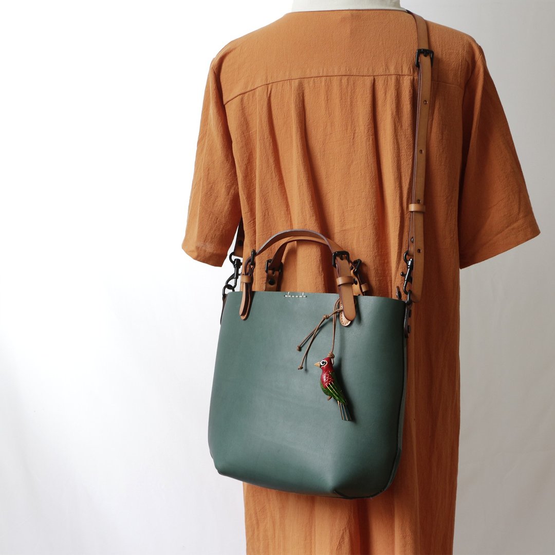2Way Nume leather handbag Diagonal shoulder bag Commuting storage bag With pouch bag - 侧背包/斜挎包 - 真皮 多色