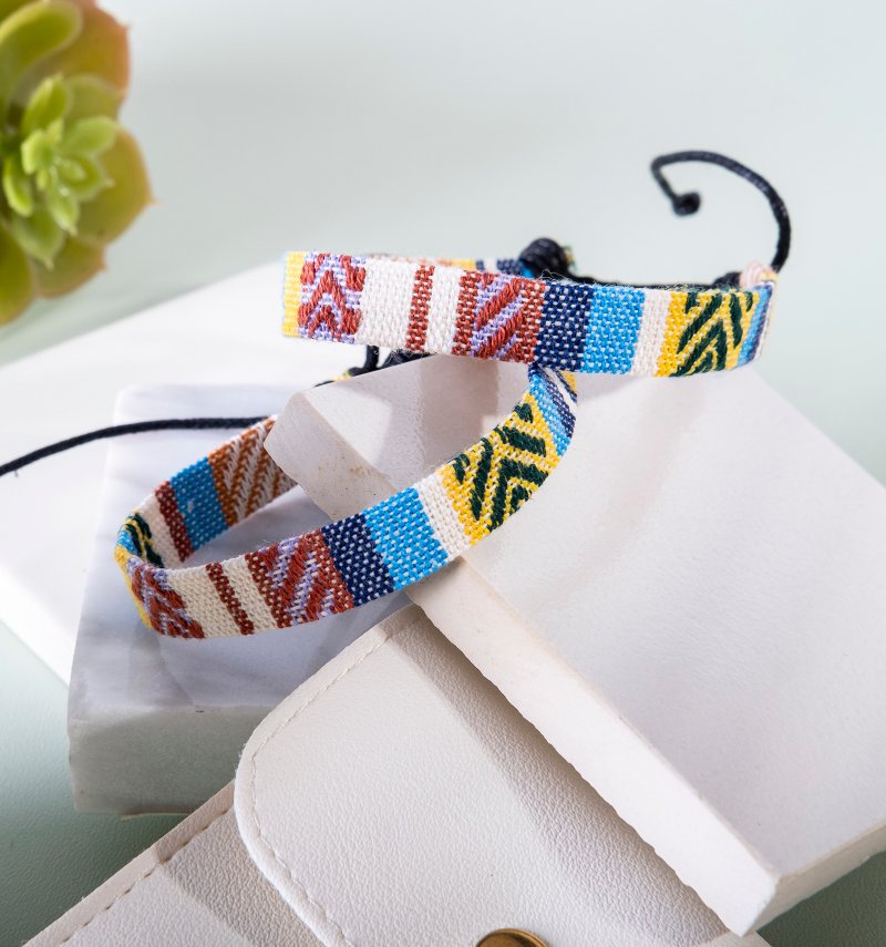 缠绕式友谊手链男士女士麻绳民族部落手链腕带 - 手链/手环 - 棉．麻 多色