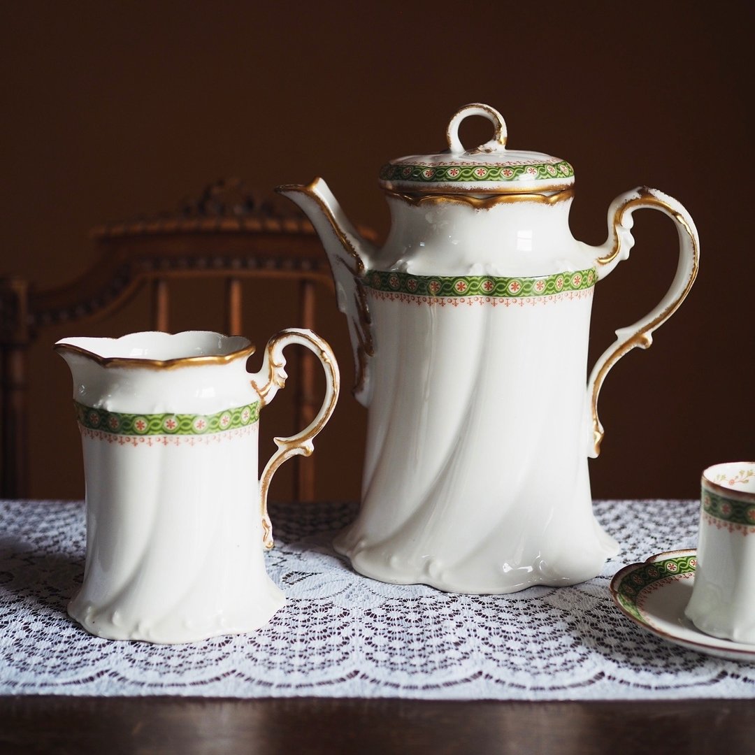 19世纪法国古董 LIMOGES 茶壶和奶壶 套装 - 茶具/茶杯 - 陶 绿色