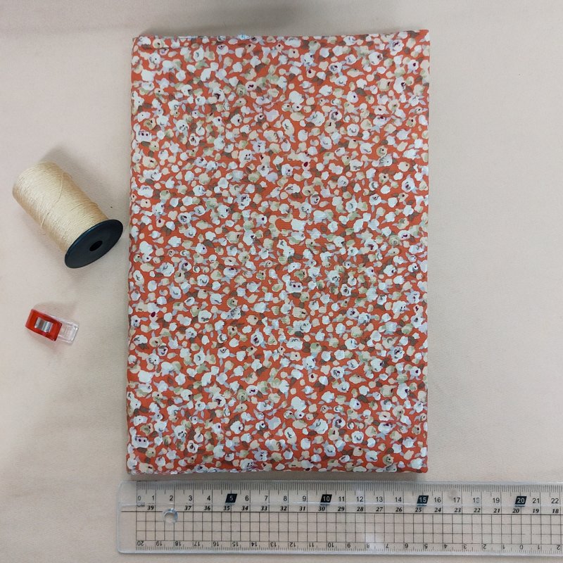 一般款内外皆可翻*橘碎花-宝宝/妈咪手册布书套 - 其他 - 棉．麻 橘色