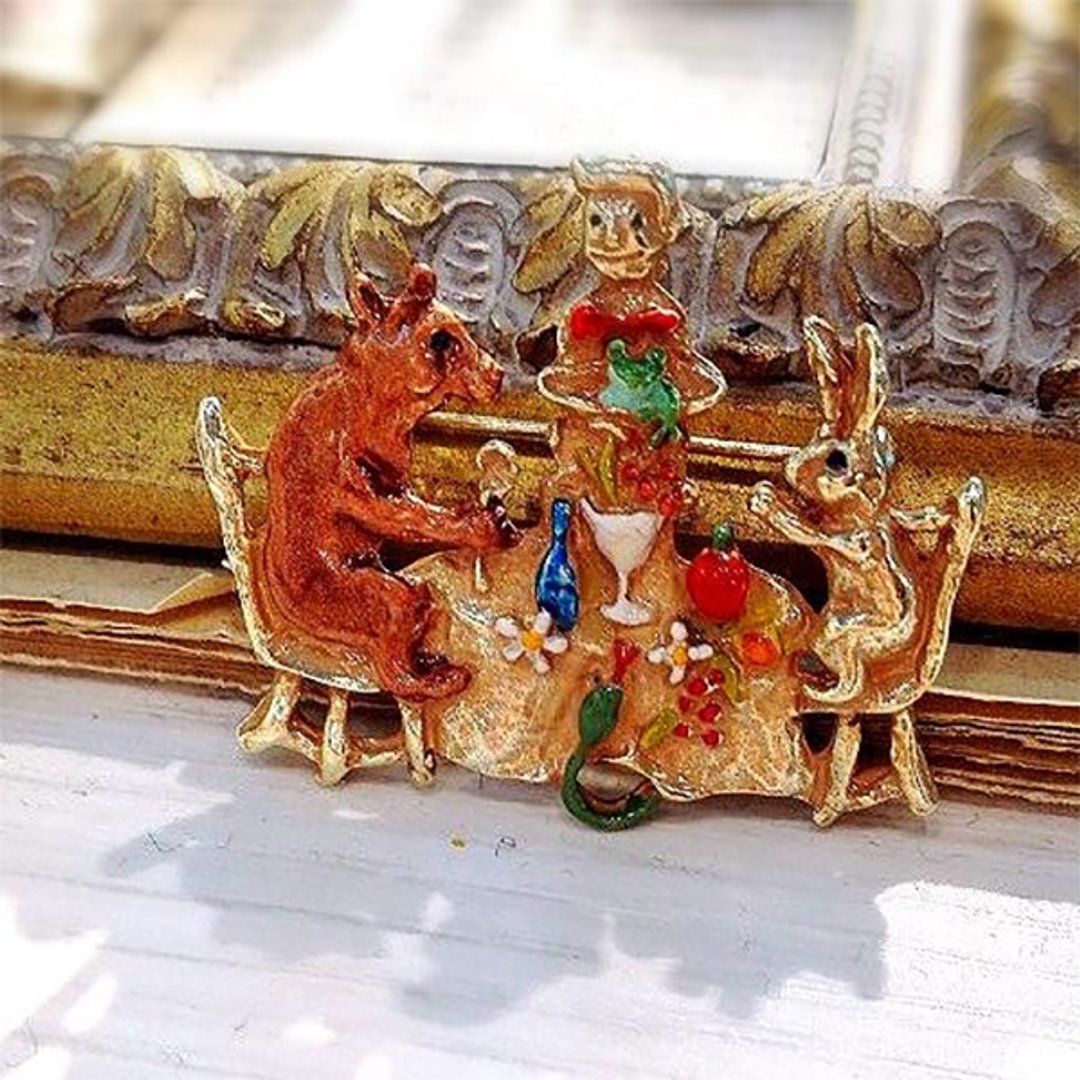 The Party in Woods Forest Feast / Pin Brooch - 胸针 - 其他金属 
