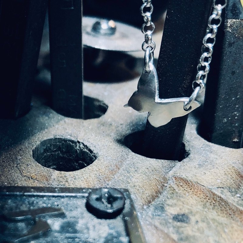 V49款-做不出一样的银项链-蝴蝶造型-925纯银项链-御匠敲饰 - 项链 - 纯银 银色