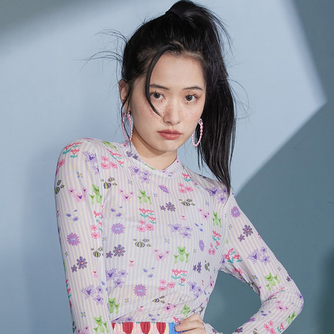 花朵条纹 印花可爱 小高领 网纱打底T恤 - 女装 T 恤 - 其他材质 多色