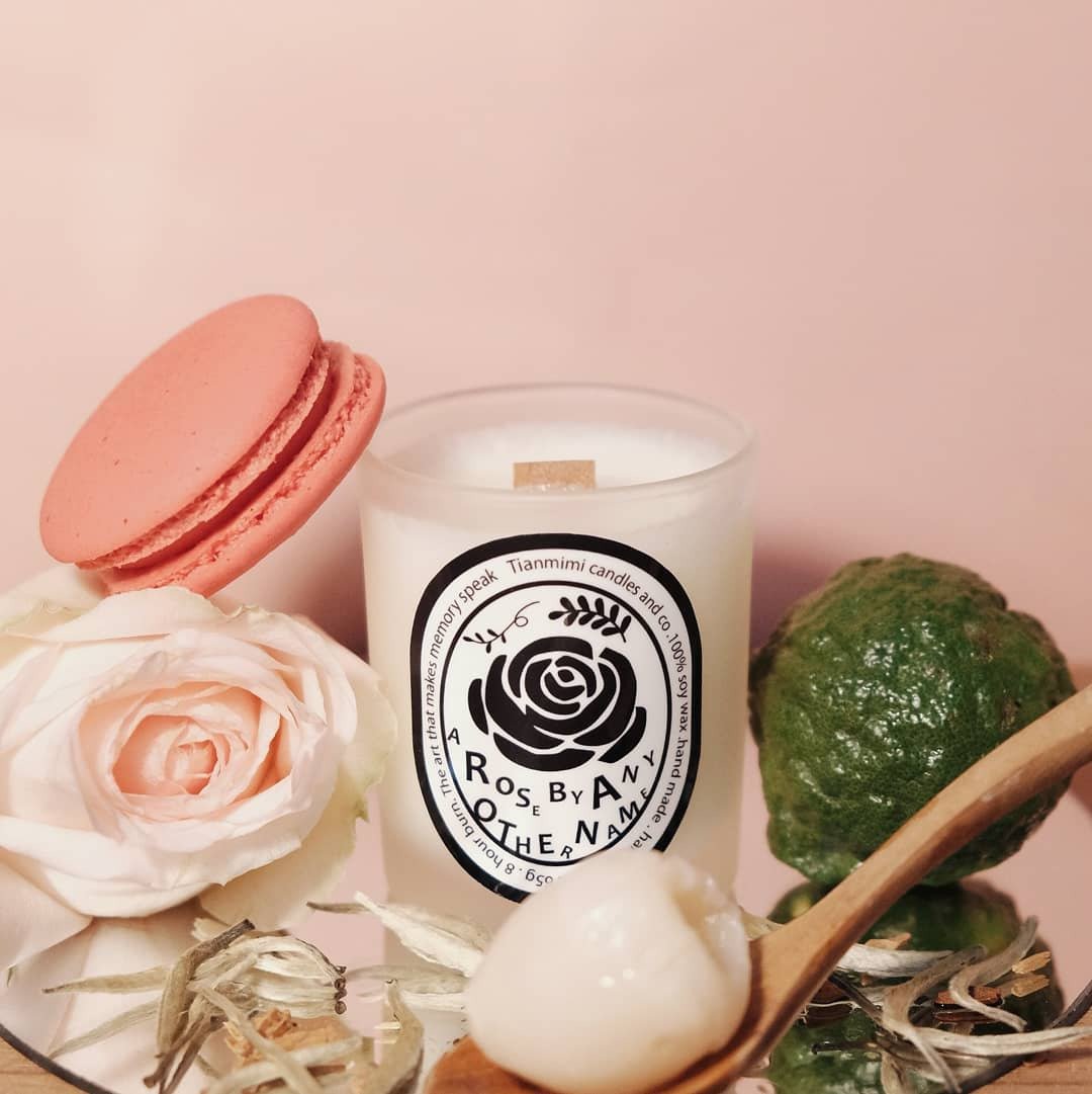 大豆蜡香薰蜡烛【 A rose by any other name】 65g/100g/220g - 蜡烛/烛台 - 精油 白色