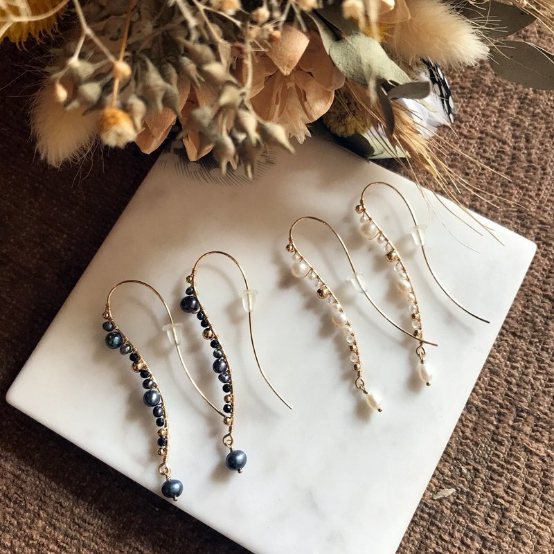 Earrings, freshwater pearls, quartz and 14KGF glittering long earrings, Stardust Pr01 - 耳环/耳夹 - 其他金属 金色