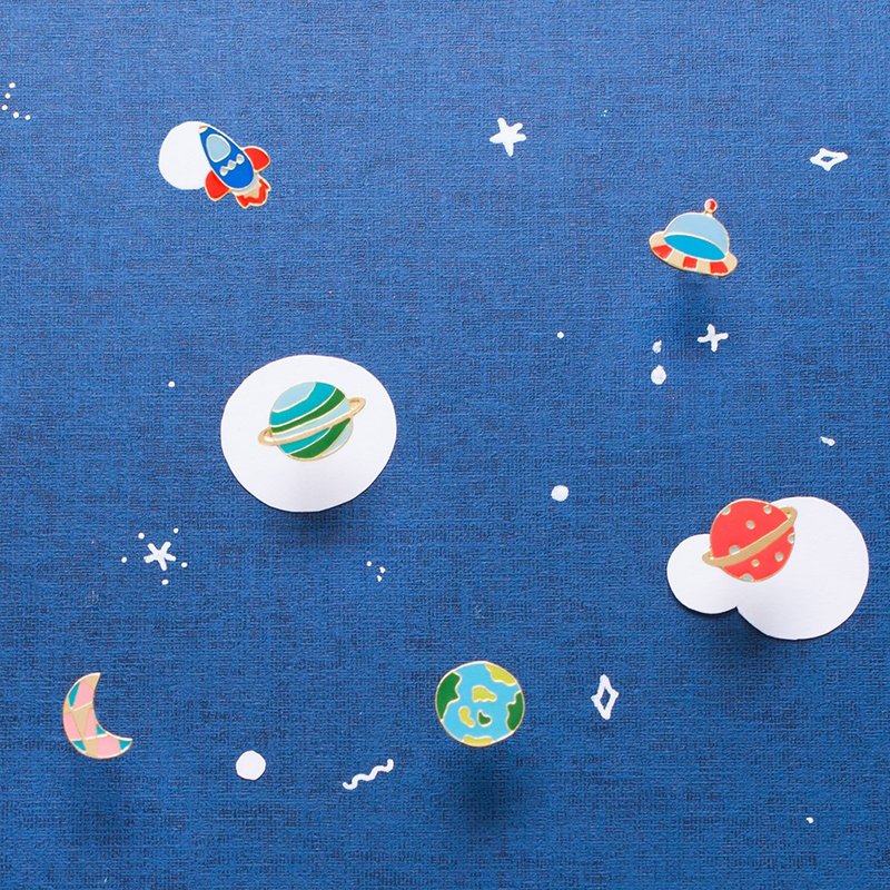 外太空 我的小宇宙 甜秘密 联名作品 - 耳环/耳夹 - 珐琅 蓝色
