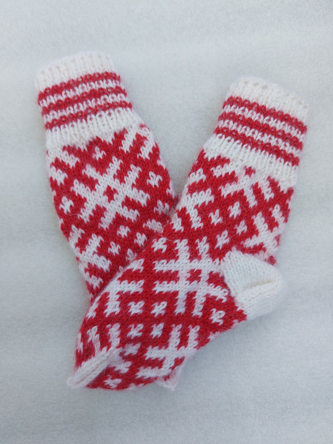 Handmade Children's Wool Socks with a Multicolored Pattern - 婴儿袜子 - 羊毛 红色