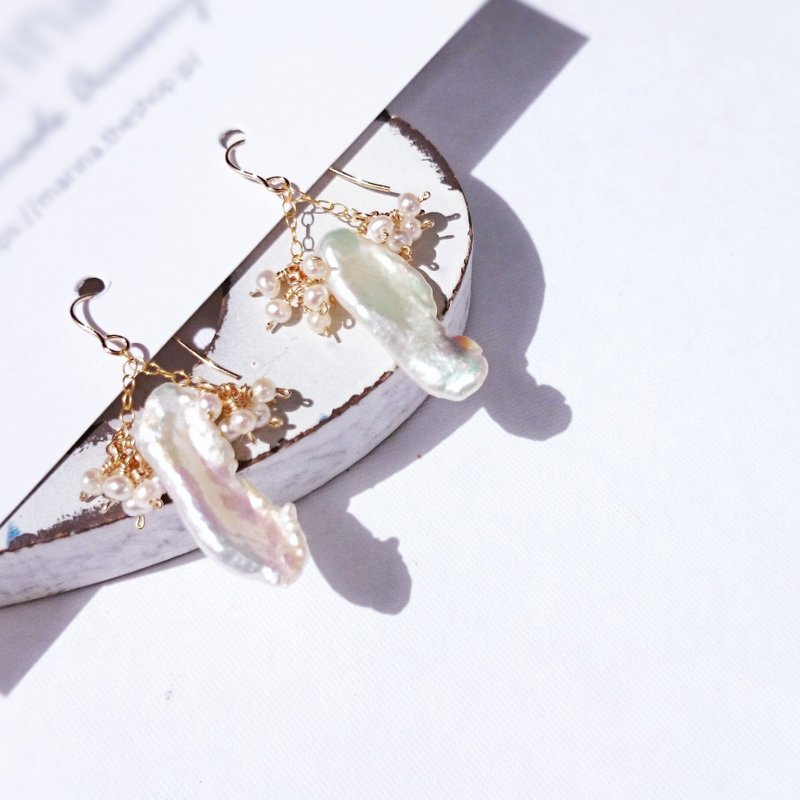 14kgf*Japanese baroque pearl chandelier earring/pierce - 耳环/耳夹 - 宝石 白色