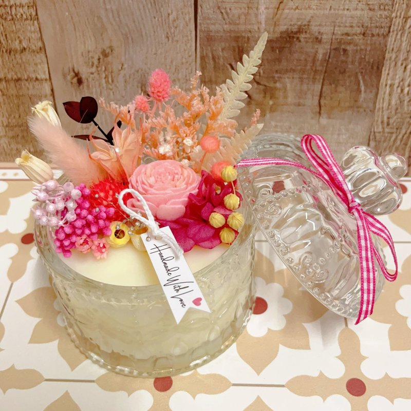 英式皇冠永生花香氛蜡烛 - 蜡烛/烛台 - 蜡 白色