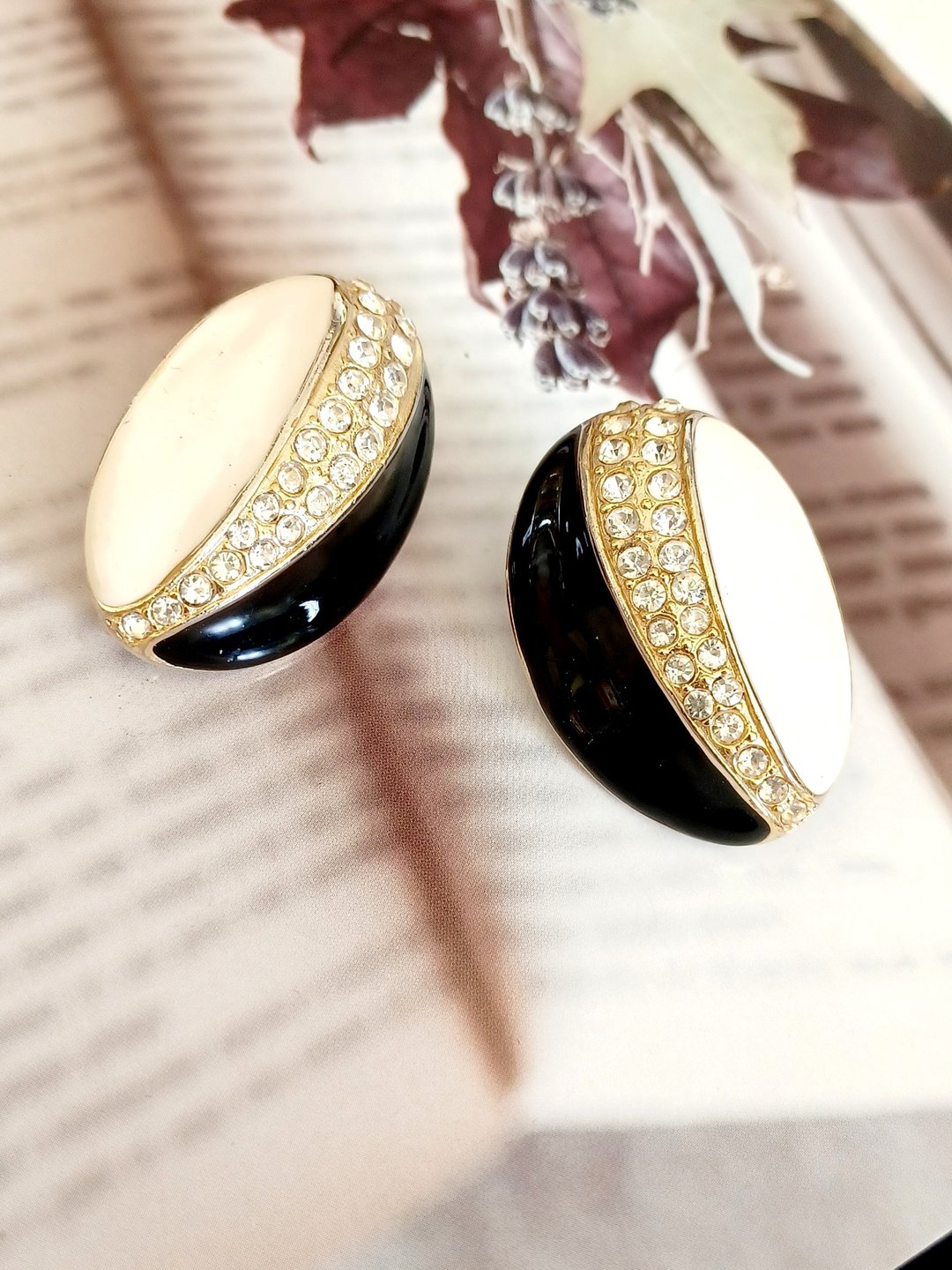 Avintage jewelry  时尚黑白珐琅莱茵带钻 夹式耳环 - 耳环/耳夹 - 其他金属 