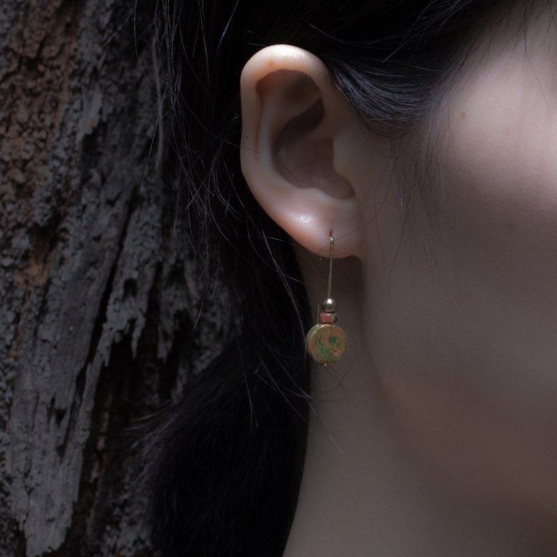 长方形花绿石耳环 - 耳环/耳夹 - 其他材质 多色